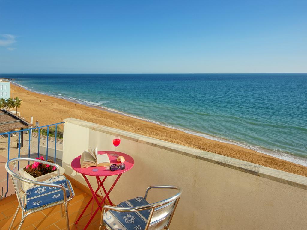 Inn The Beach Apartments Albufeira Habitación foto